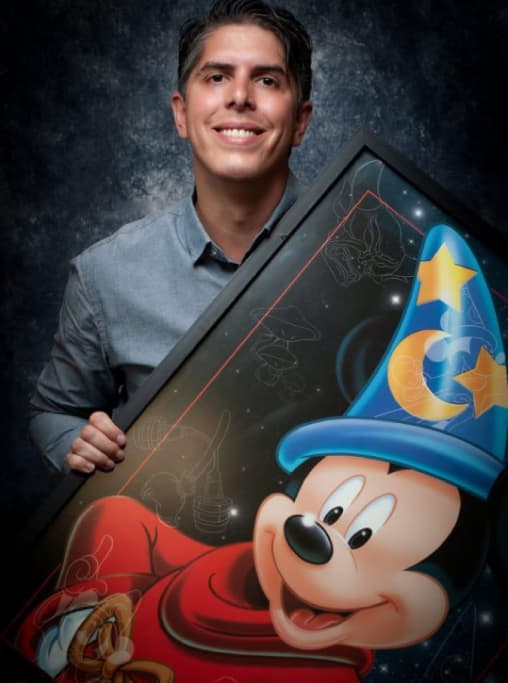 Gabriel Villarreal e Michey Mouse